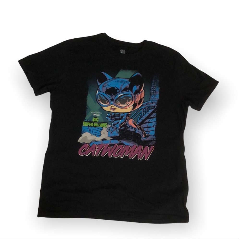 Cat Woman  Black Shirt Womens Size M